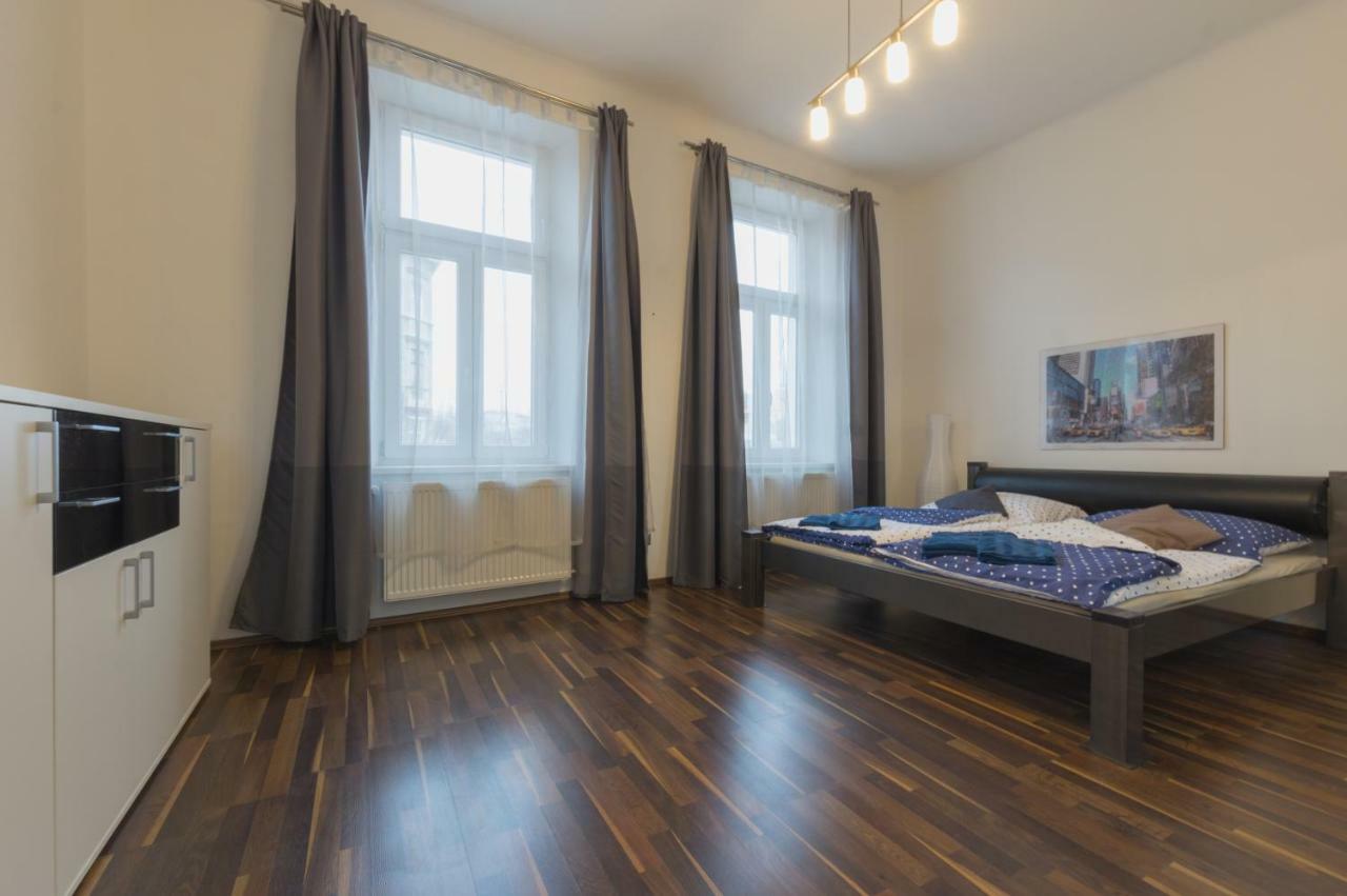 Appartement Spacious In Center With Terrace *